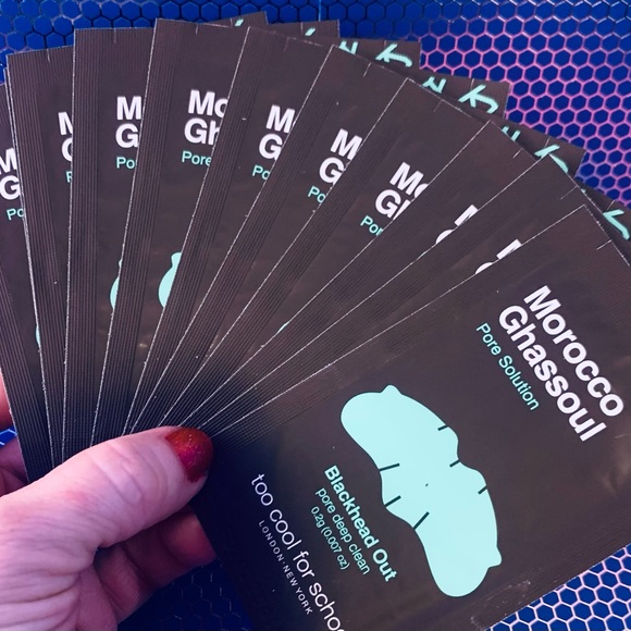 TCFS Blackhead acne pore strip pack contains 11 masks 😍 - Picture 7 of 8